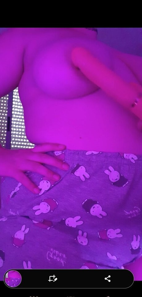 熟女の足オンリーファンズ ヌード 写真