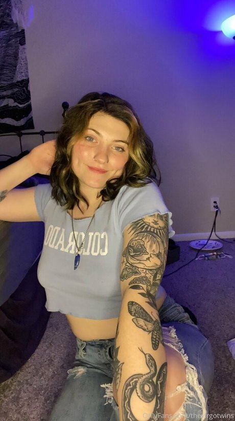 thevirgotwins ヌードモデル 写真