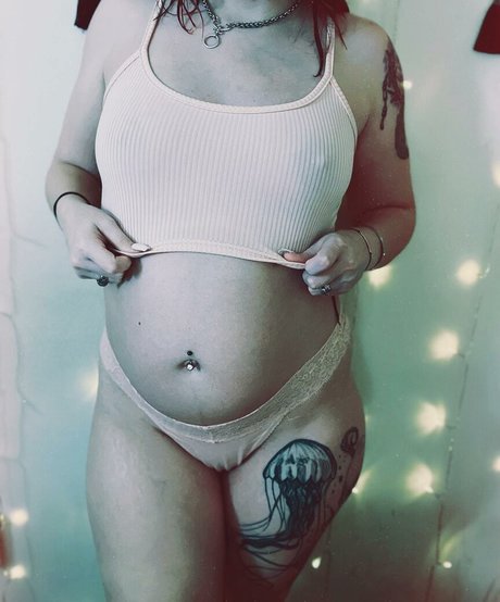 emusnotdeadpremium 高品質のポルノスター 写真