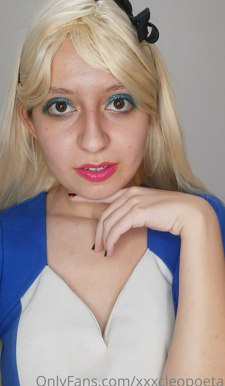 xxxcleopoeta 完璧なスター 写真