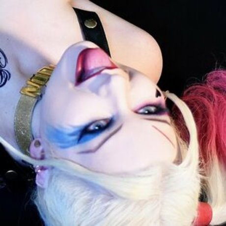 Michaela Fame Style ヌードモデル 写真