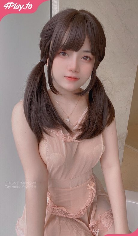 Menruinyanko ヌードスター 写真