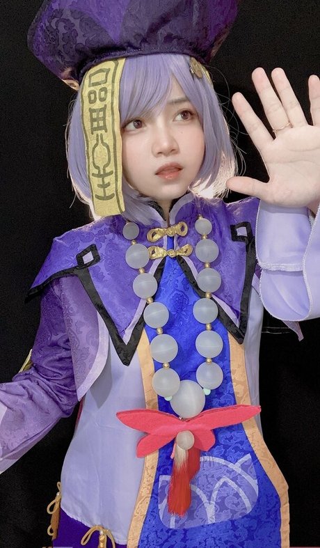 Menruinyanko 裸のポルノスター ギャラリー