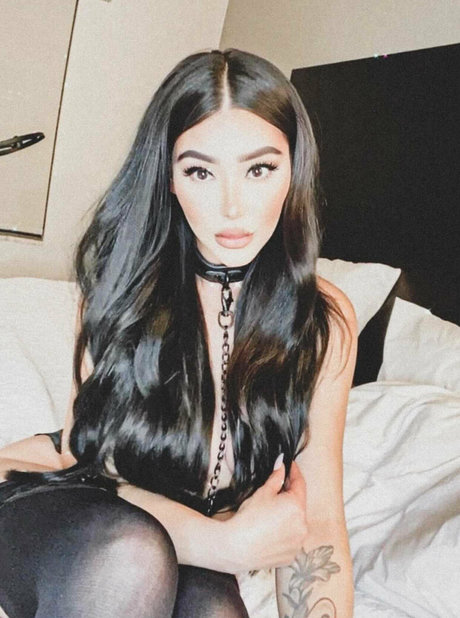 ジンジャートゥインクオンリーファンズ ホット 写真