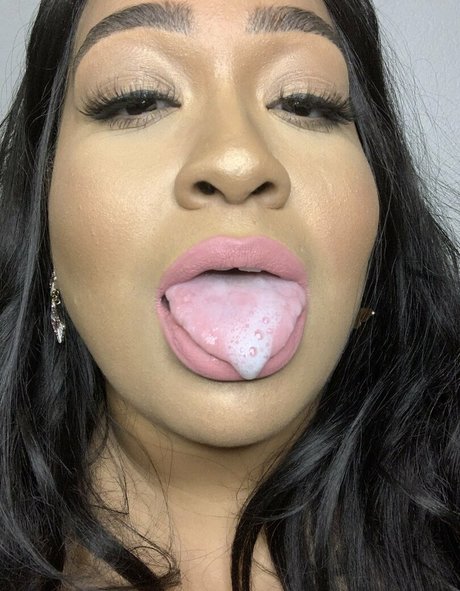 アマチュアヌードオンリーファンズ セクシー アーカイブ