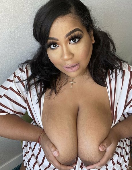 blackddmambaa ポルノモデル 画像