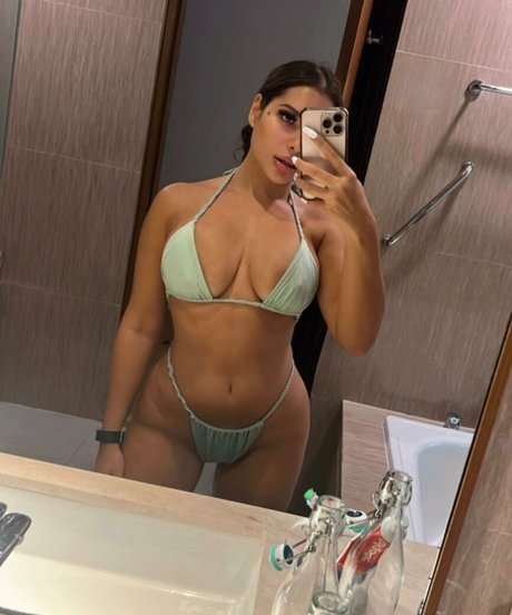 アラブのフェラチオOnlyFans セクシーヌード 画像