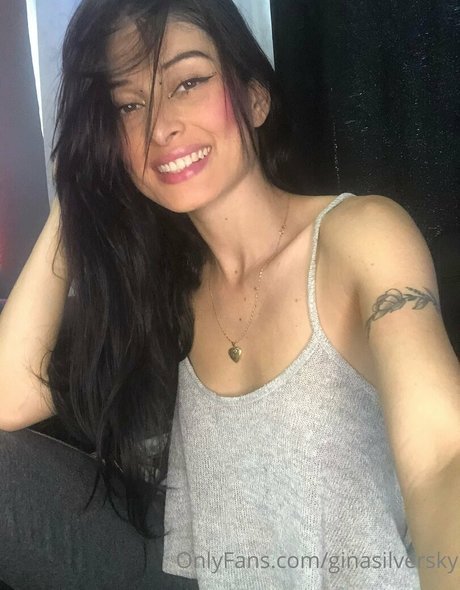 ginasilversky 無料スター 写真