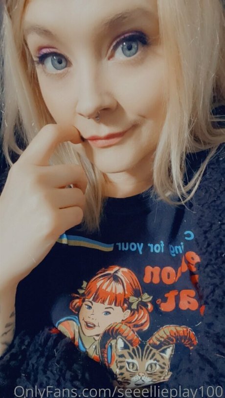 seeellieplay100 スター 裸 画像