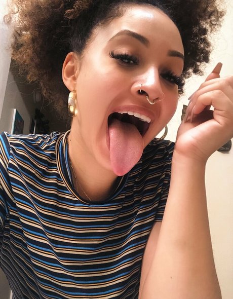 Bobbi dean xxxポルノスター 画像