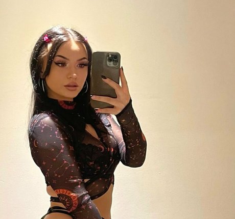 adoreamba 可愛い女優 写真