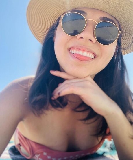 Kimmy Jimenez ヌードモデル 写真