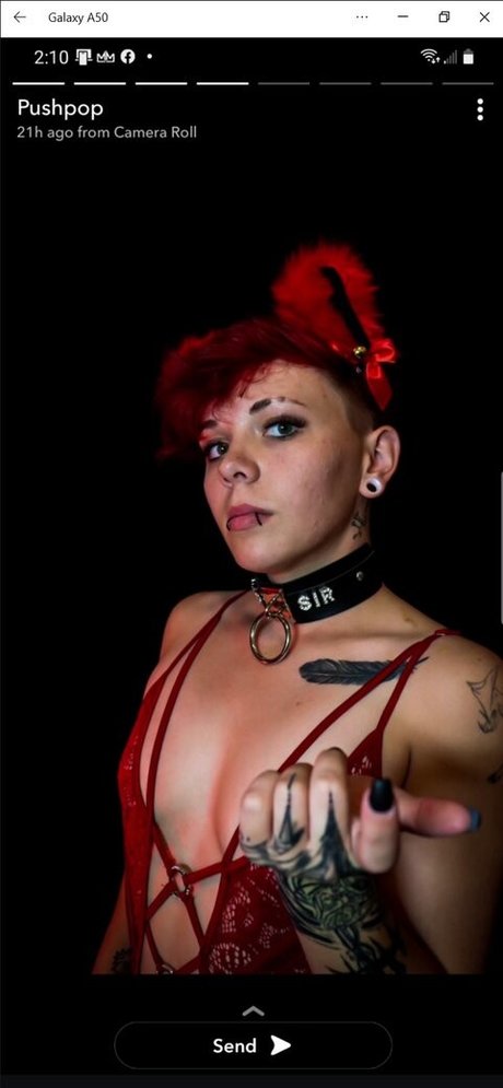 Lilpushpop セックスポルノスター 写真