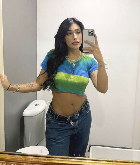 ジンジャーティーンオンリーファンズ ホットポルノ 写真