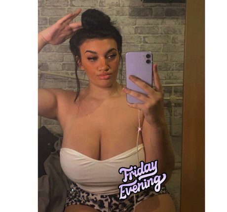 大きな黒いペニスオンリーファンズ えろ 写真