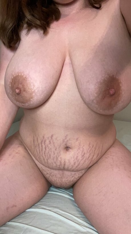 巨乳 パイズリ OnlyFans 美しい 写真