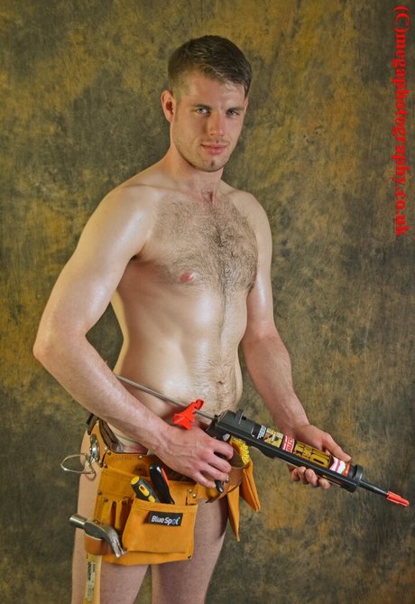 ピアス乳首オンリーファンズ トップ ギャラリー