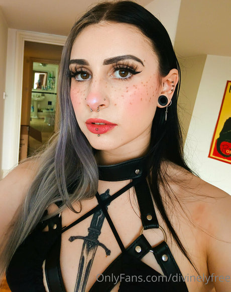 divinelyfree Profilbild