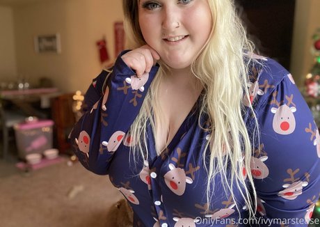 ivyisfree トップモデル 写真