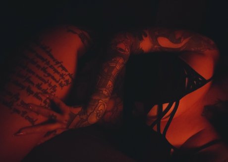 ブッシュ・オンリーファンズ 美しいポルノ 写真