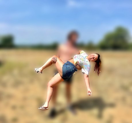 ゲイランジェリーOnlyFans パーフェクト 画像