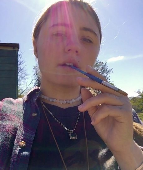 ヌード教師オンリーファンズ パーフェクト 写真