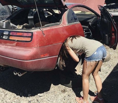 アジア人のガールフレンドオンリーファンズ 美しいヌード 画像