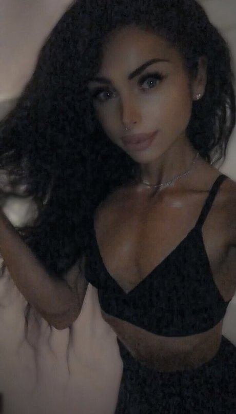 赤毛の太めOnlyFans 裸 画像