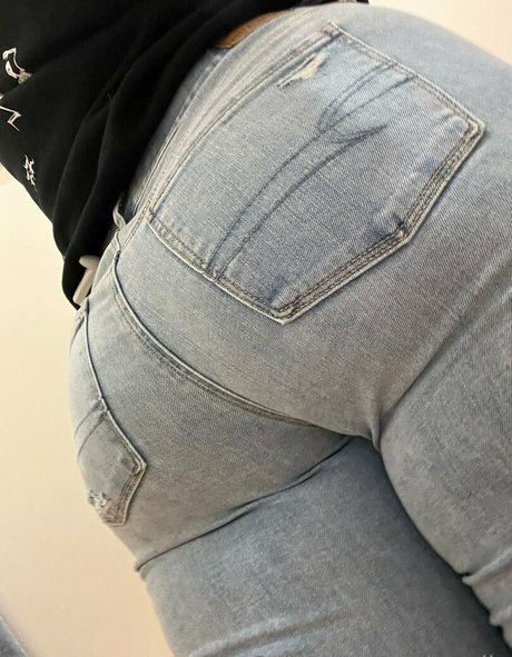 Scarlix 裸のスター 写真