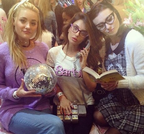 Mikaela Hoover トップモデル 写真