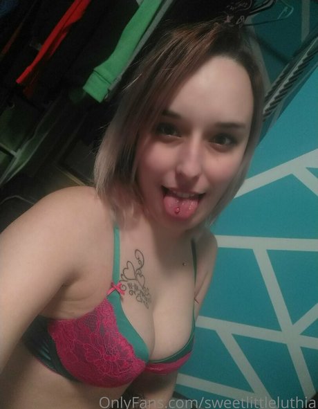 sweetlittleluthia 裸の女優 写真