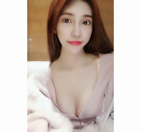 bella84429 トップスター 写真