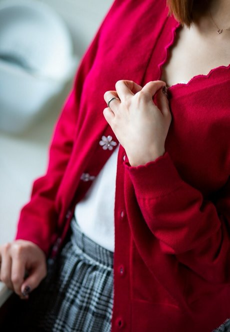 ハンズオンリーファン セクシーヌード 写真