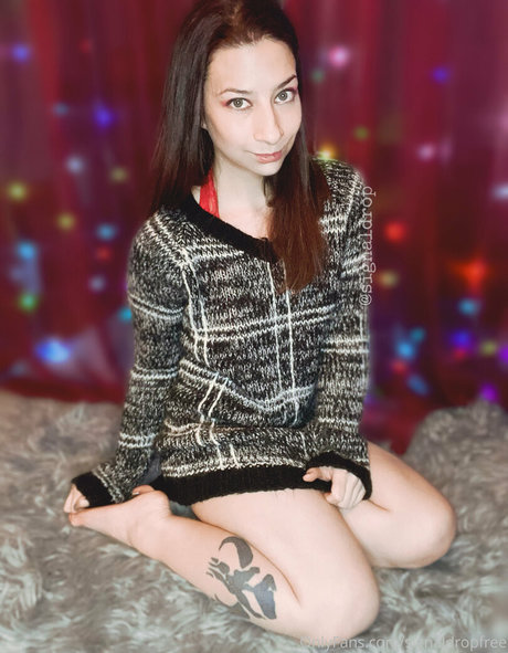 signaldropfree ポルノスター アダルト 写真