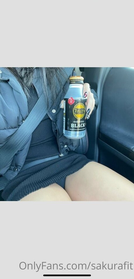 オンリーファンズでのセクスティング 無料裸 画像