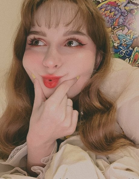 巨根オンリーファンズ アートヌード 画像