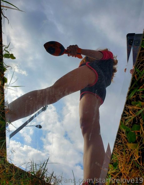 starfirelove19 独占女優 写真