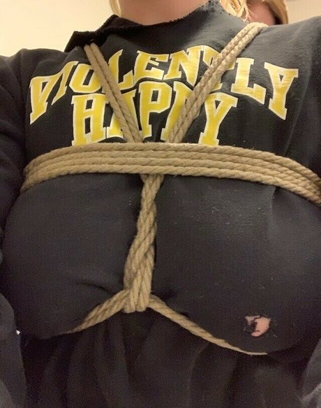 Kelley ポルノモデル 写真