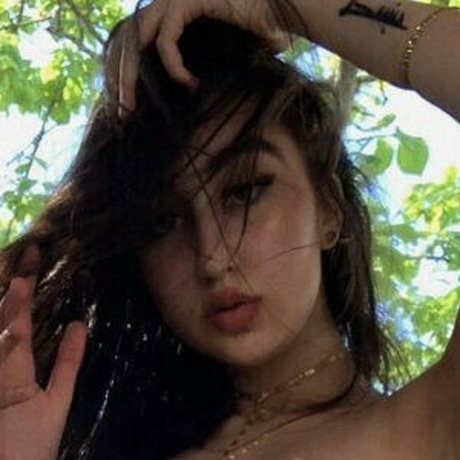 Husvjjal2 エロティック女優 画像