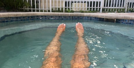 50歳以上のオンリーファンズ 素敵 画像