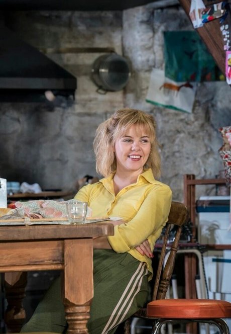 Saoirse Monica Jackson ホットスター ギャラリー