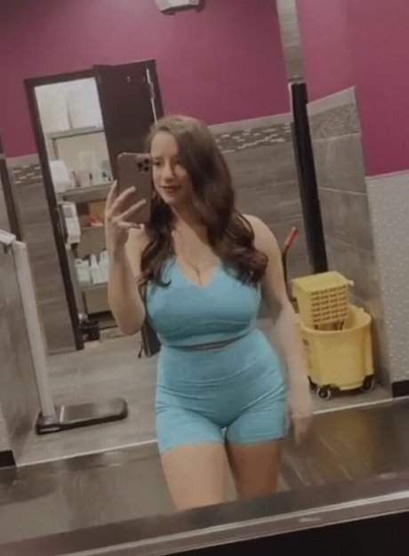 Sarah H ポルノスター 美しい 写真