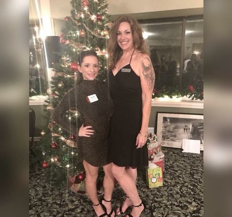 Sarah H ポルノスター 写真