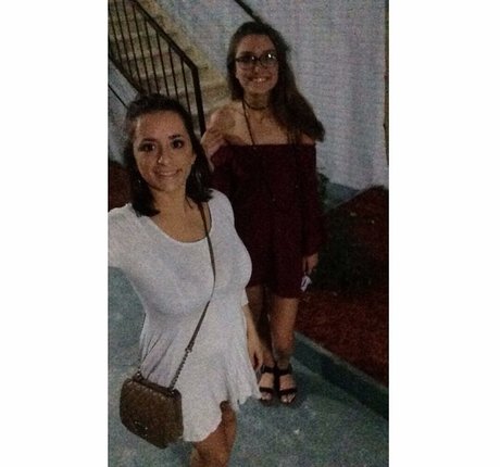 Sarah H セクシーなスター 写真