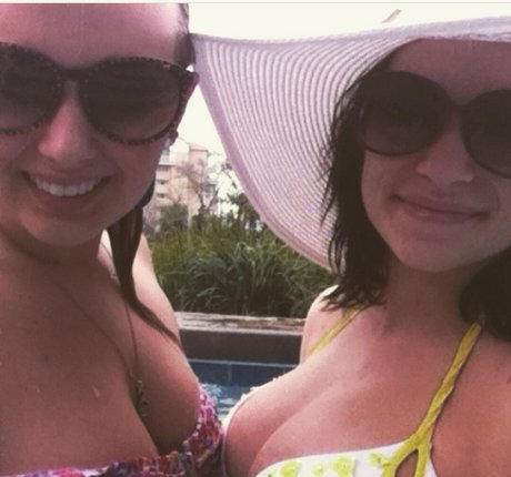 Sarah H HDポルノスター ギャラリー