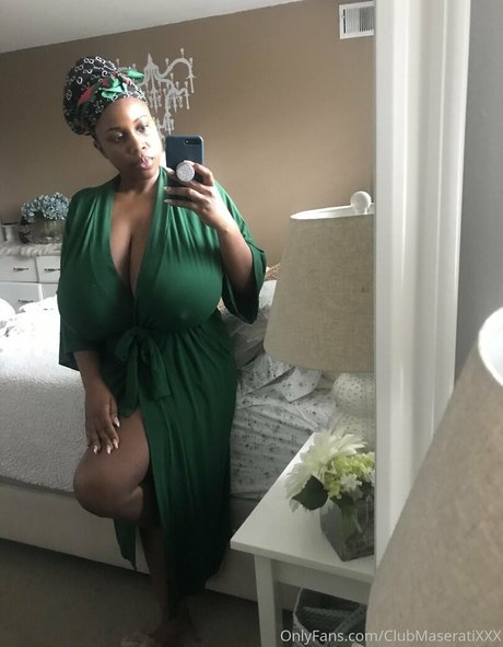 ブラジルの猫オンリーファンズ パーフェクト 画像