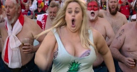 Rebel Wilson ホットなポルノスター ギャラリー