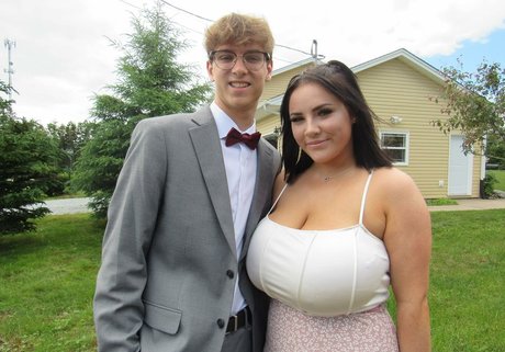 Kenzie A エロティックモデル 写真