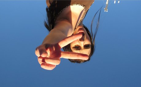 Kenzie A 無料モデル 写真