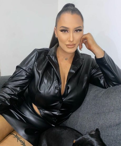 義母オンリーファンズ アートxxx 画像